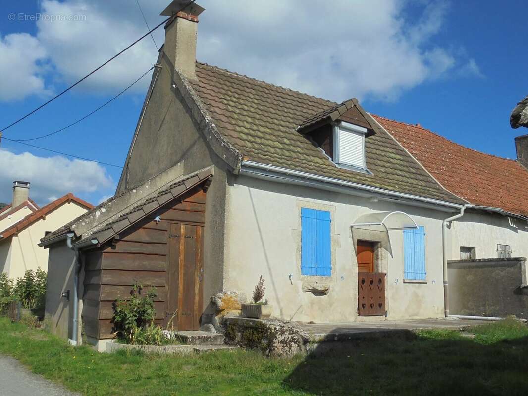 Maison à LA TAGNIERE
