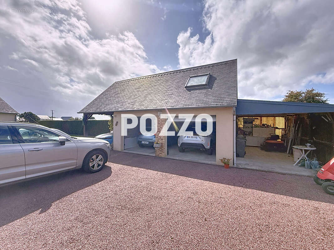 Maison à SAINT-PLANCHERS