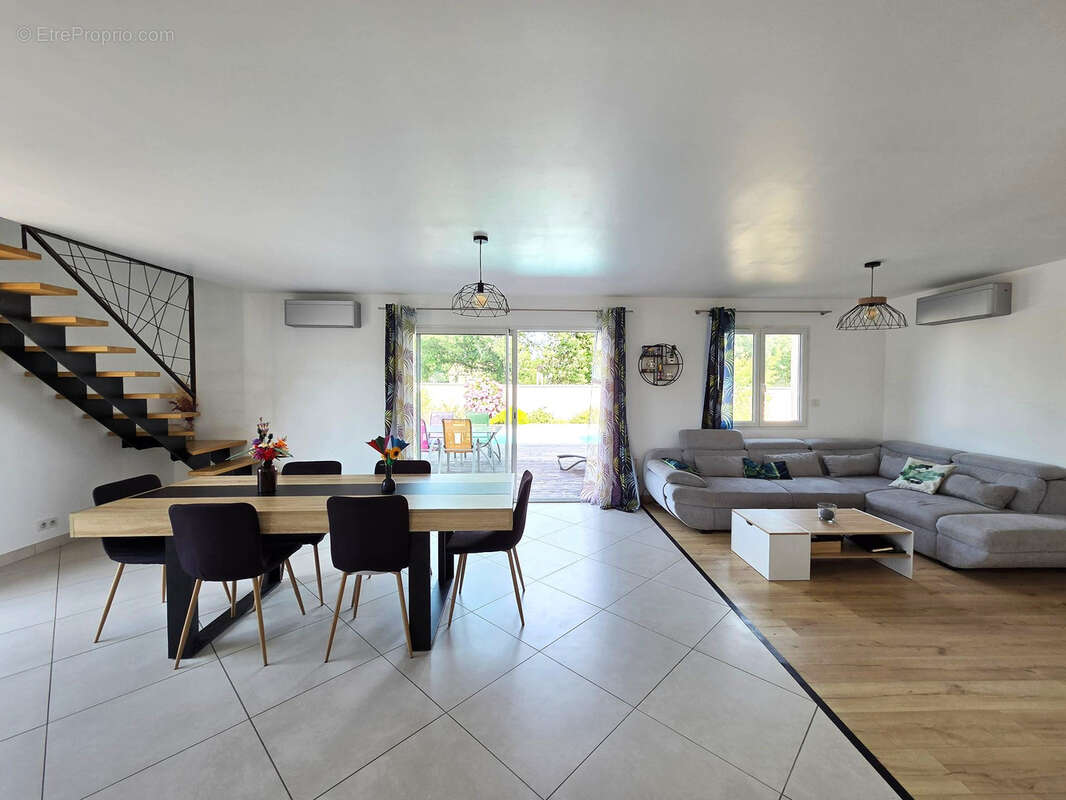 FONTENILLES : Maison T6  JULIA au calme avec piscine - photo 7