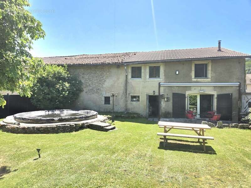 Maison de village à vendre en exclusivité 4 chambres, grange et jardin REVILLE AUX BOIS (55150) - photo 3