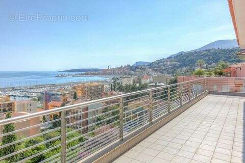 Appartement à MENTON