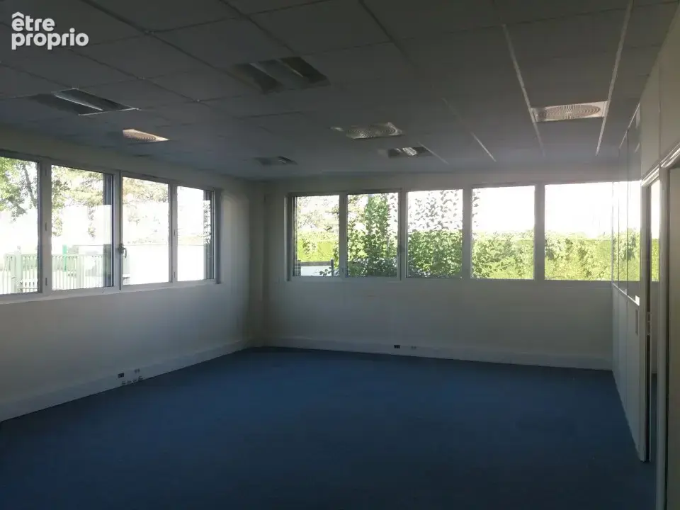Commerce 255 m² à vendre à Moirans (38430) - photo 4