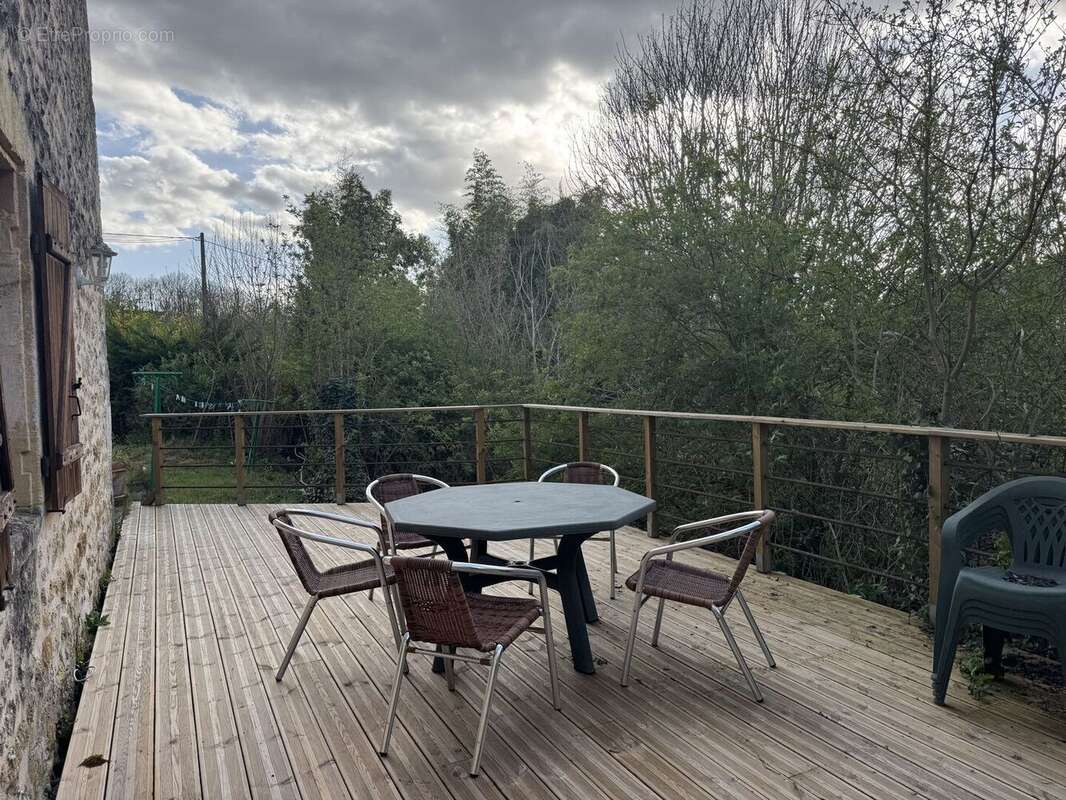 IMG2128 - Maison à BEYNAC-ET-CAZENAC