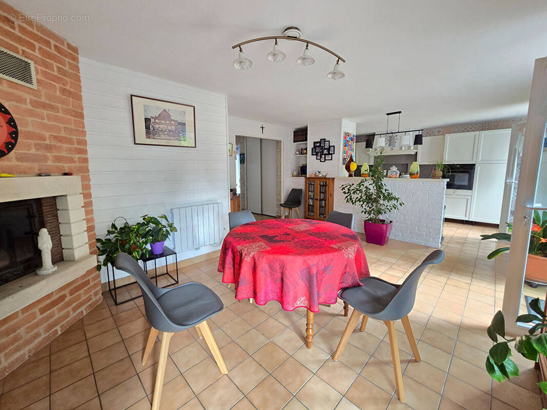 Maison à SAINT-SEBASTIEN-SUR-LOIRE