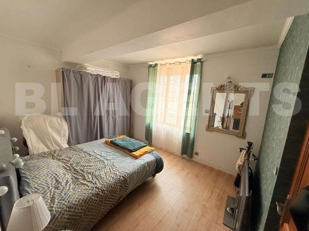 IMG_0260 - Maison à FLEURY-LA-VALLEE