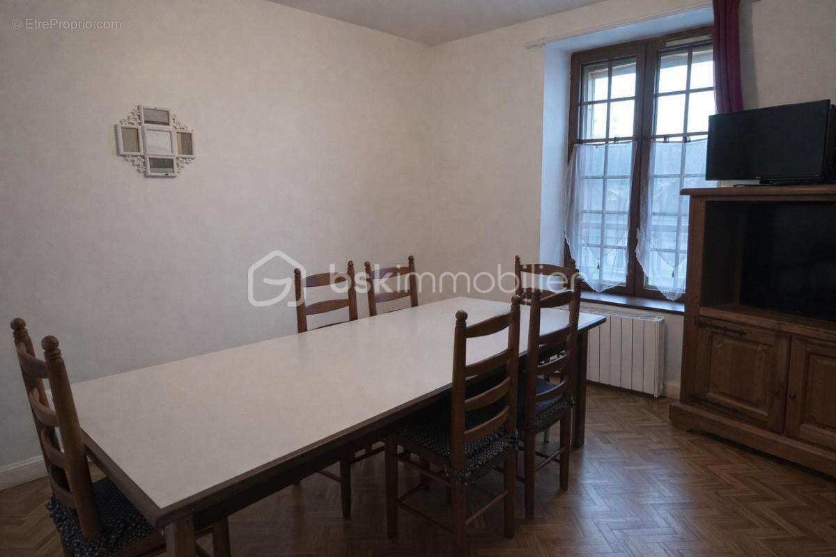 Appartement à GLAIRE