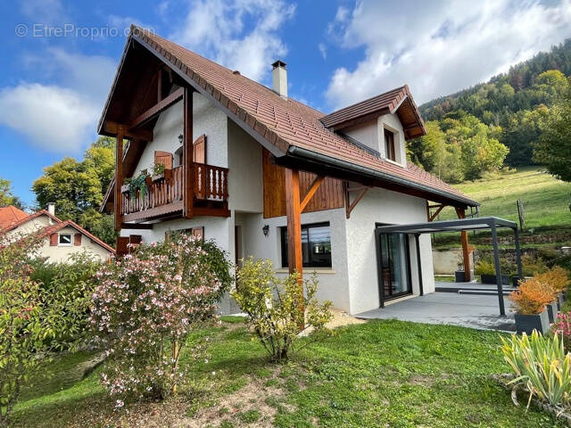 Maison à LA BAUCHE