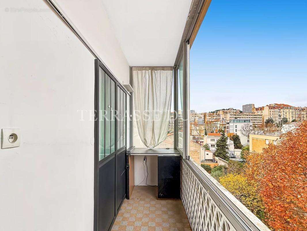 Appartement à MARSEILLE-8E