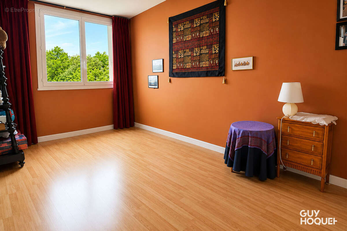 4 pièces avec loggia - vue dégagée sur jardin - photo 8
