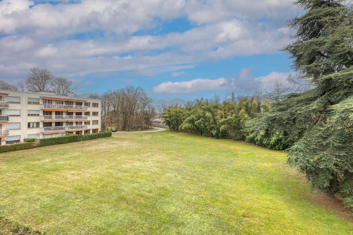 Appartement à MOIRANS