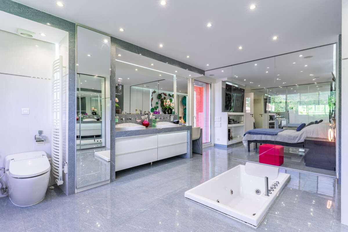 Maison à CAVALAIRE-SUR-MER