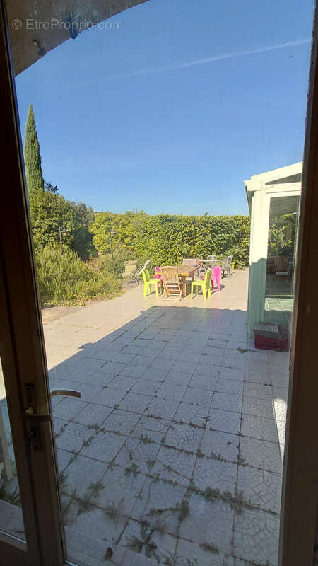 Maison à SAINT-MONTAN