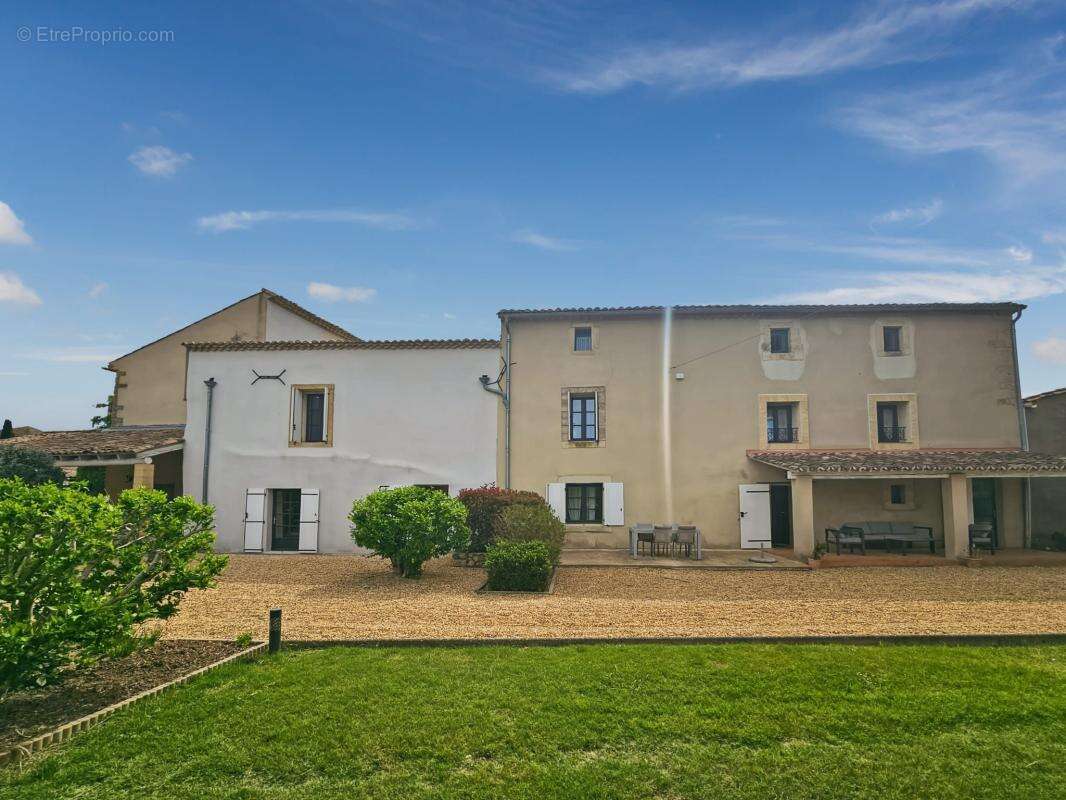 Maison à UZES