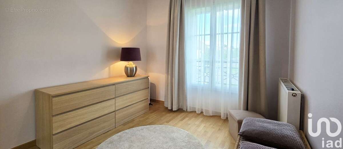 Photo 7 - Appartement à BAILLY-ROMAINVILLIERS