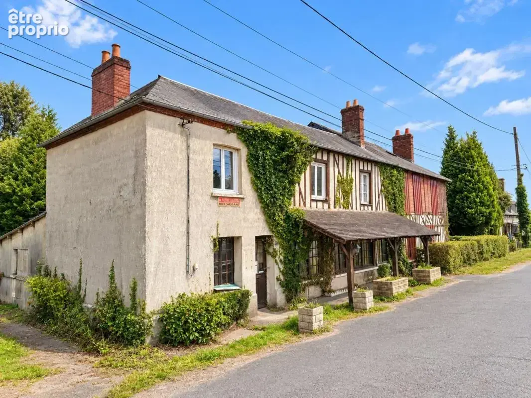 À Vendre – Ancienne Auberge avec Fort Potentiel – Marolles (14100) - photo 2