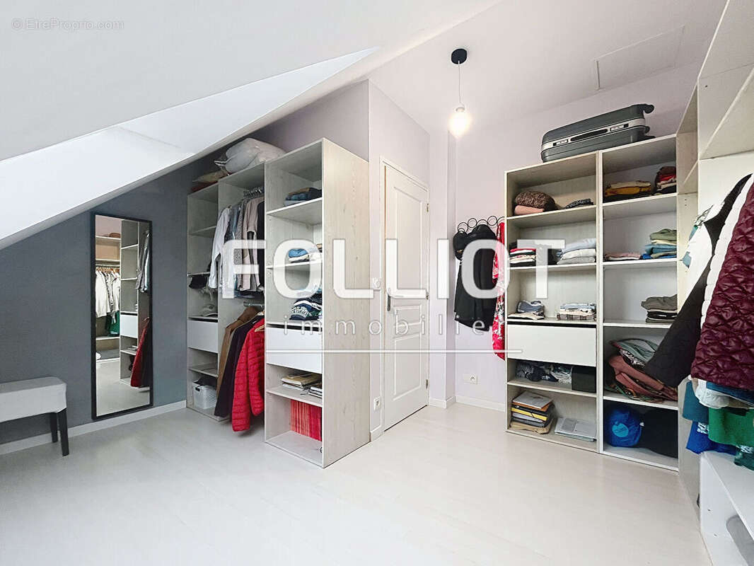 Maison à LINGREVILLE