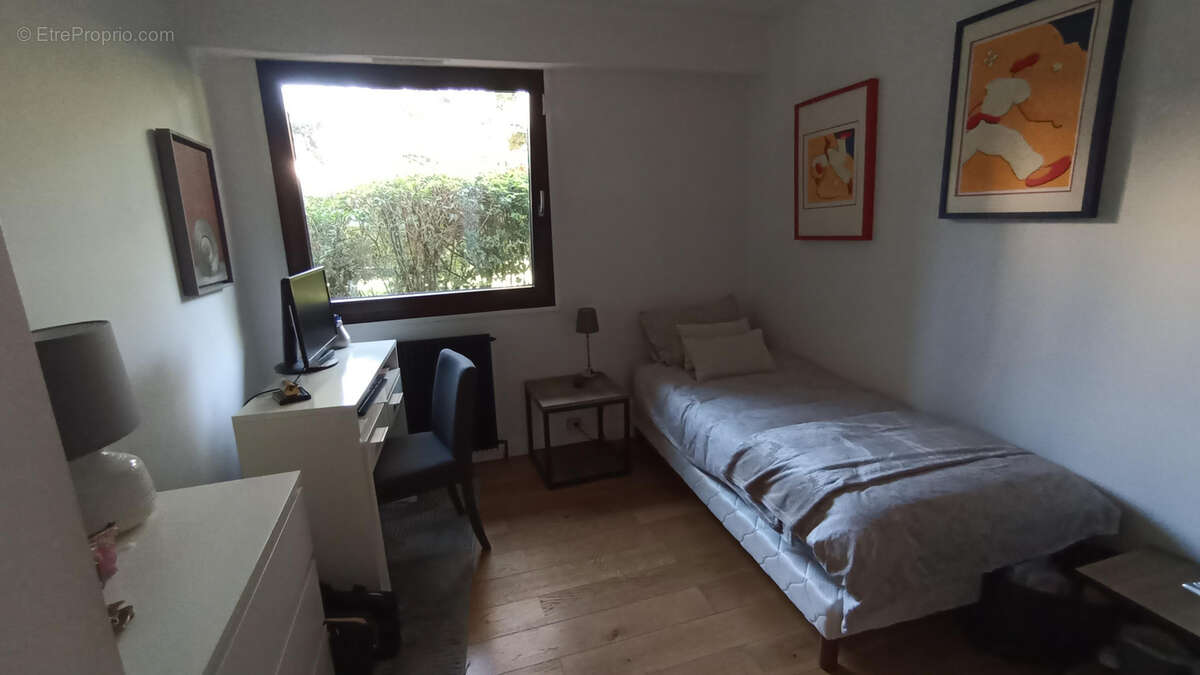 Appartement à VILLE-D&#039;AVRAY