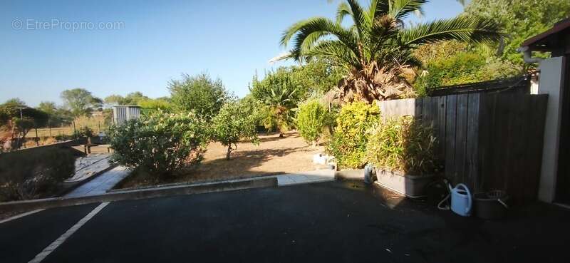 Maison à AIFFRES (79) - photo 2