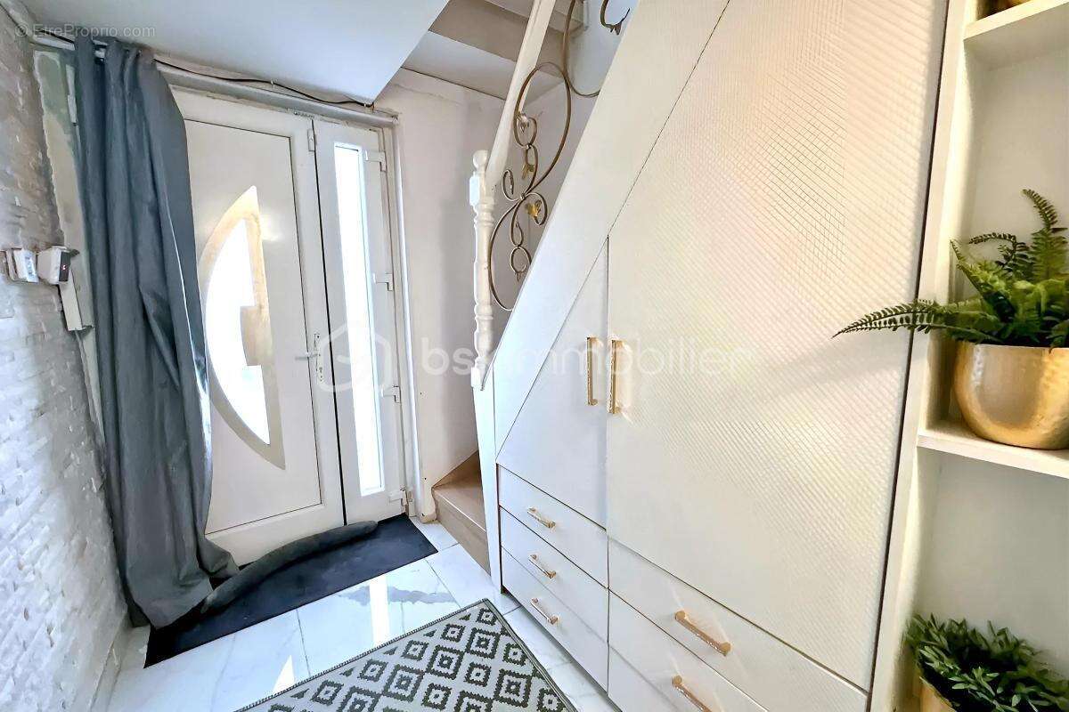Maison à FOSSES
