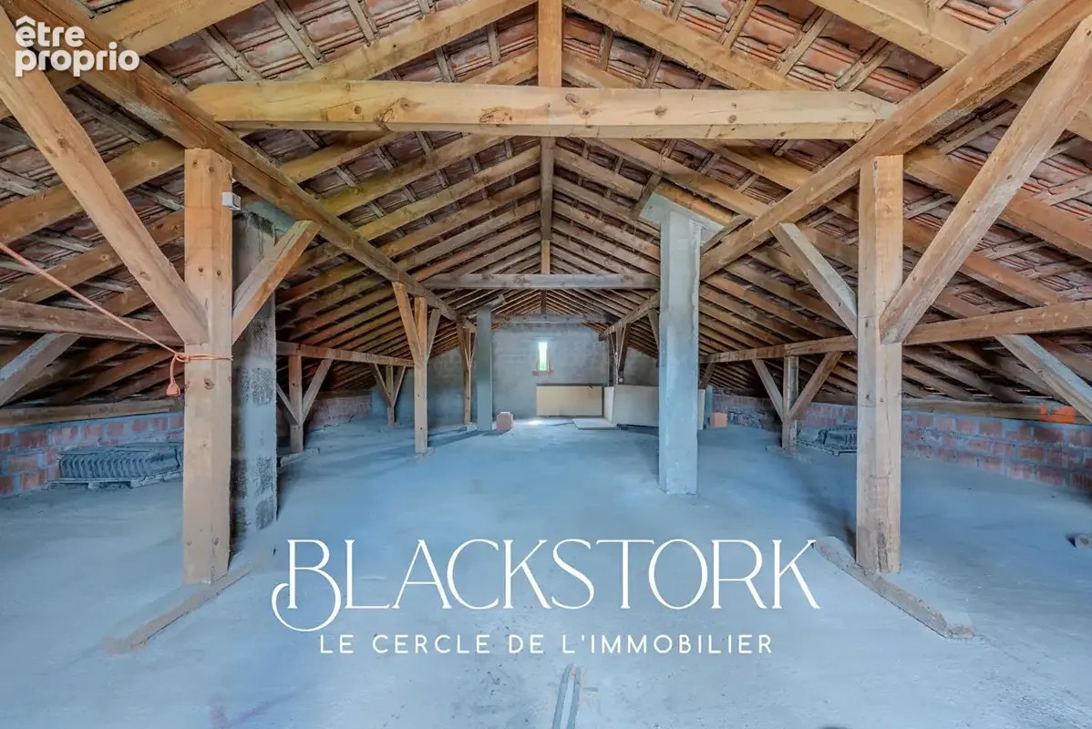 Maison à rénover de 175 m² sur plus de 8 ares - photo 17