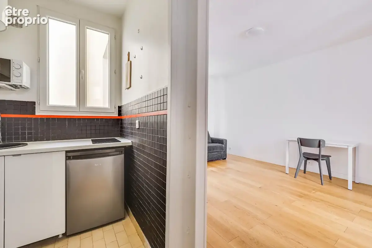 Appartement Paris 1 pièce 24 m2 ( possible 2 pièces ) - photo 10