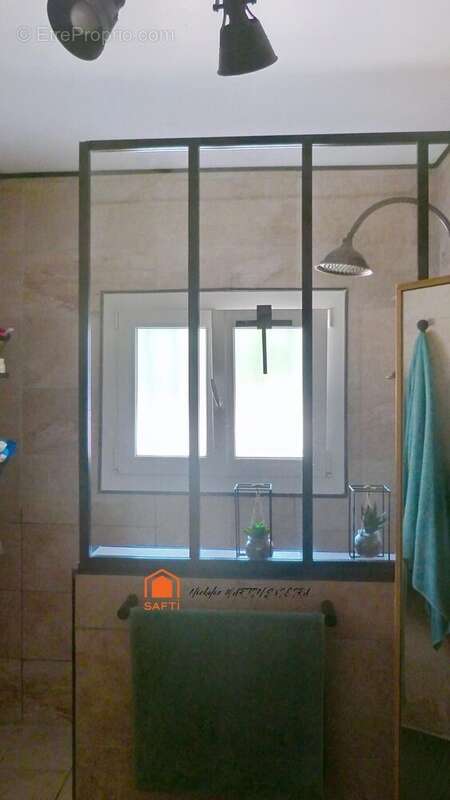 Maison 125 m² à Saint-Genies-De-Malgoires  - photo 9