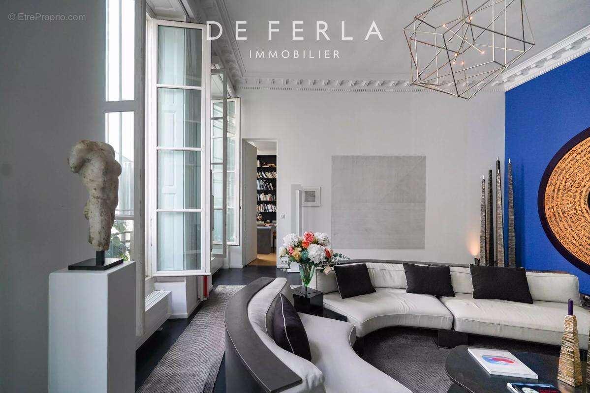 Appartement à PARIS-6E