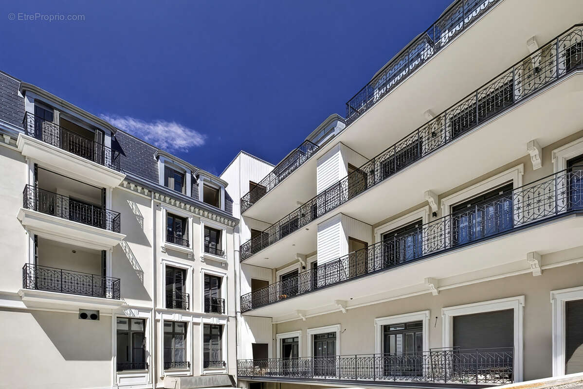 Appartement à AIX-LES-BAINS