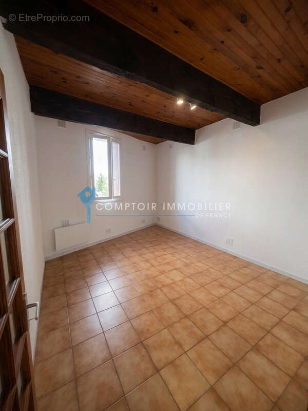 Appartement à SAINT-GEORGES-D'ORQUES