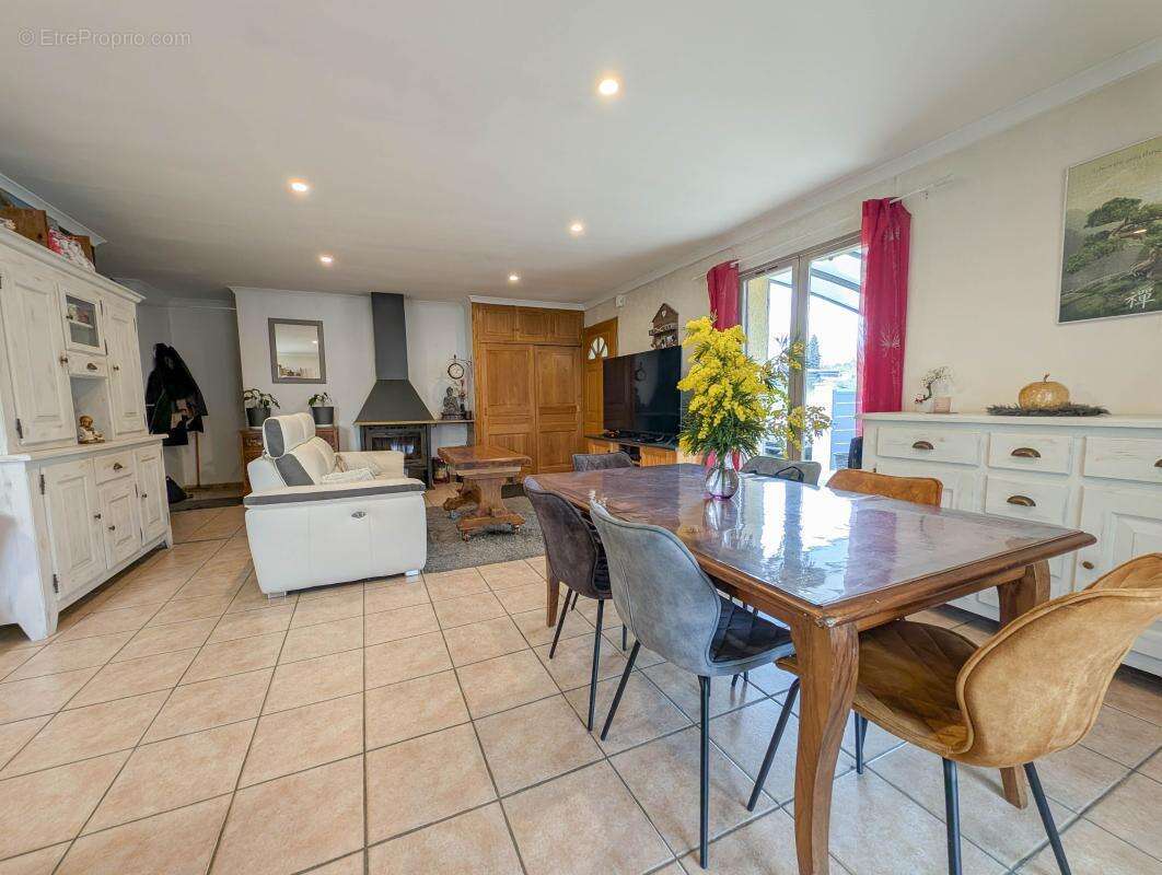 Maison à UZES