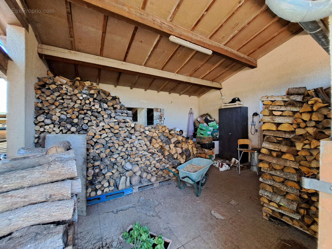 Ensemble immobilier avec vue sur le Pic de Bugarache - photo 17