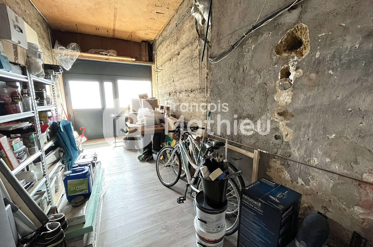 Châtillon-sur-Chalaronne - Maison dans le centre de 146 m2 avec piscine - photo 15