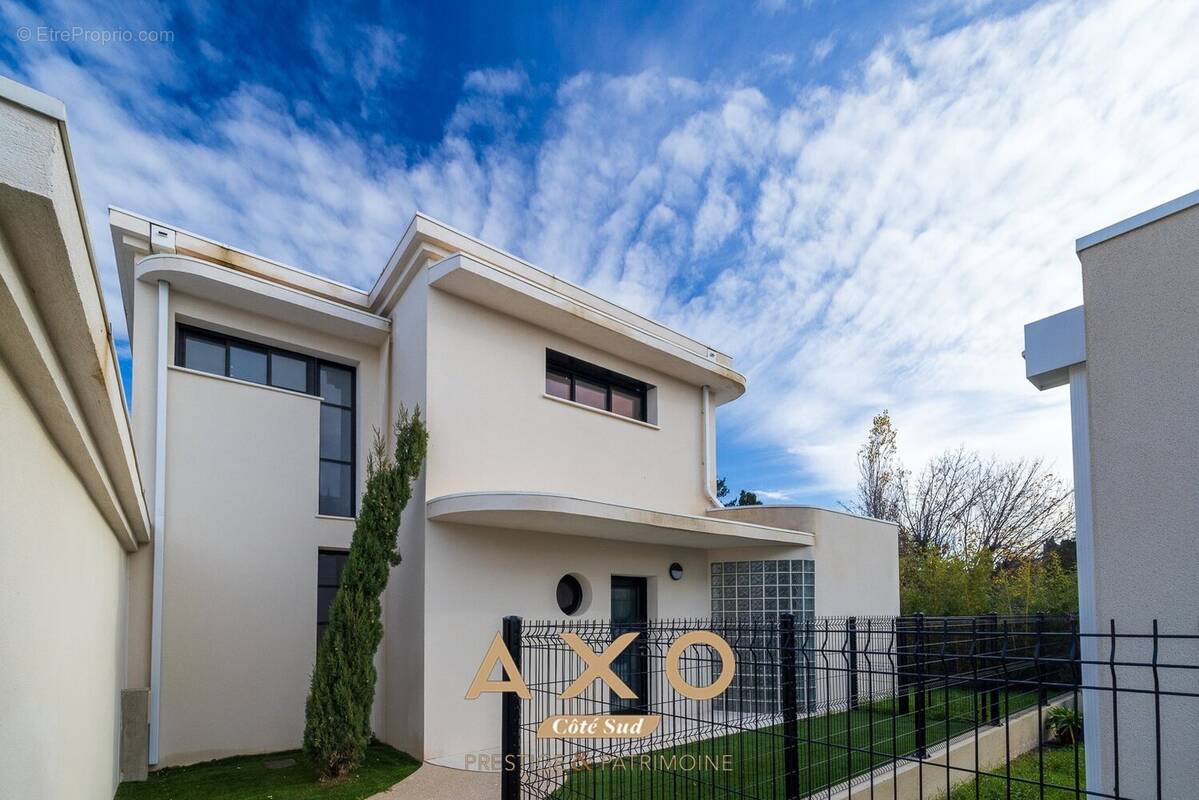 Maison à SALON-DE-PROVENCE