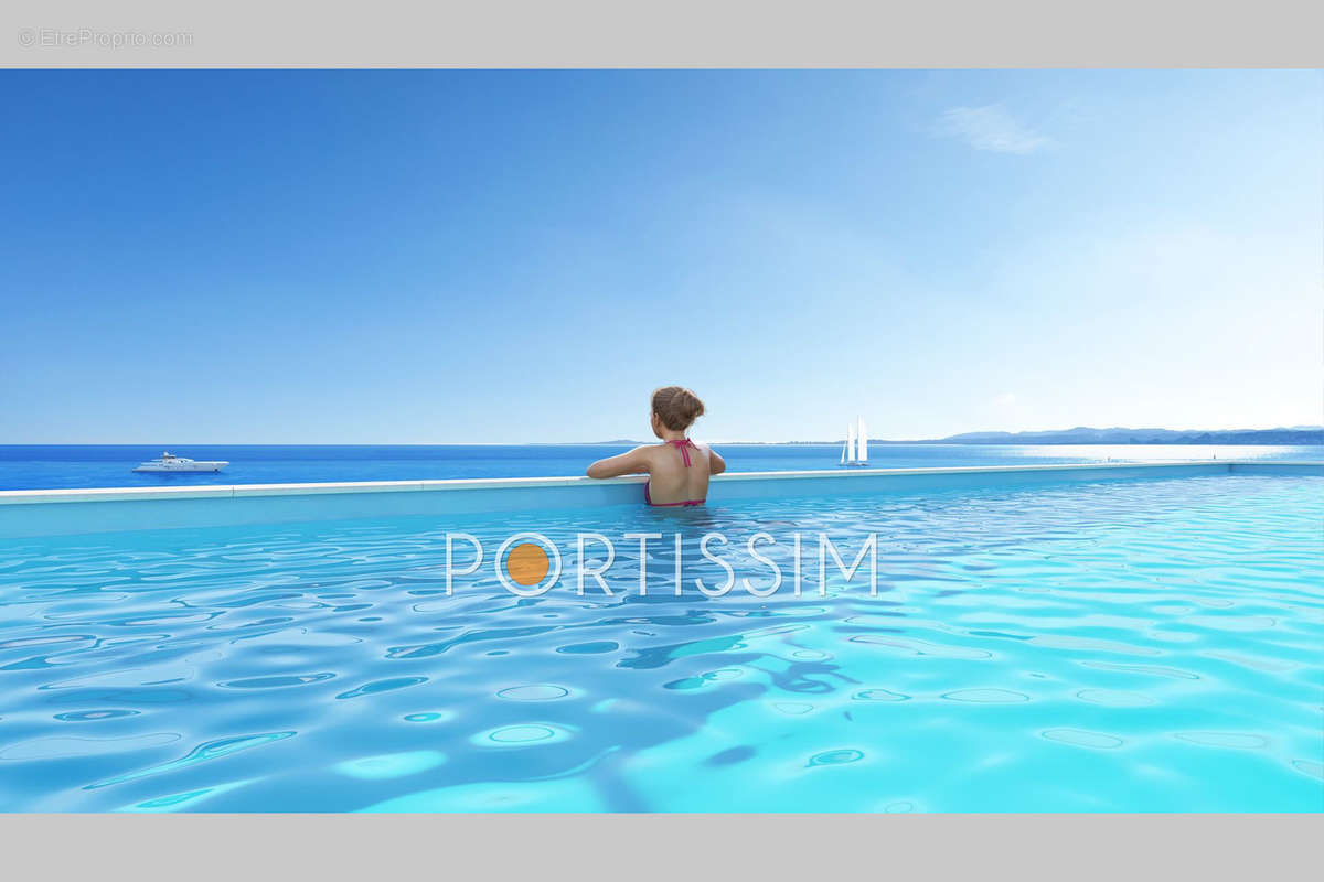 Appartement à SAINT-LAURENT-DU-VAR