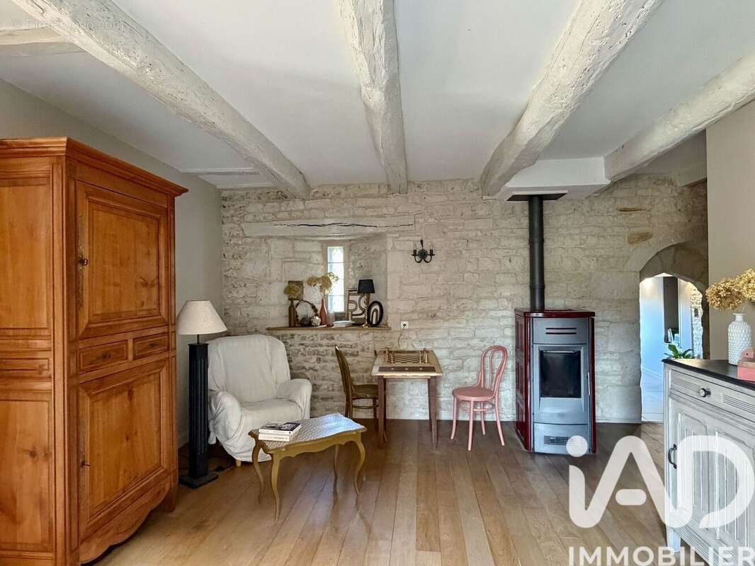Photo 4 - Maison à TUSSON