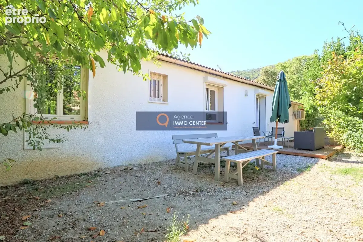 Maison de plain pied avec 3 chambres et garage - photo 11