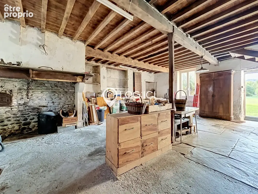 ARROS DE NAY - Véritable enclos béarnais rénové édifié sur un terrain de 3900 m2 - photo 17
