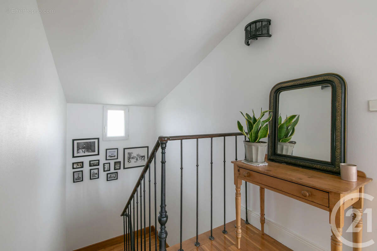 Appartement à CHENNEVIERES-SUR-MARNE
