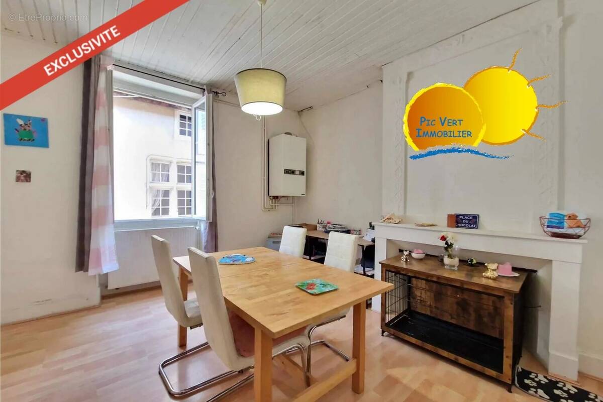 Appartement à AUXONNE