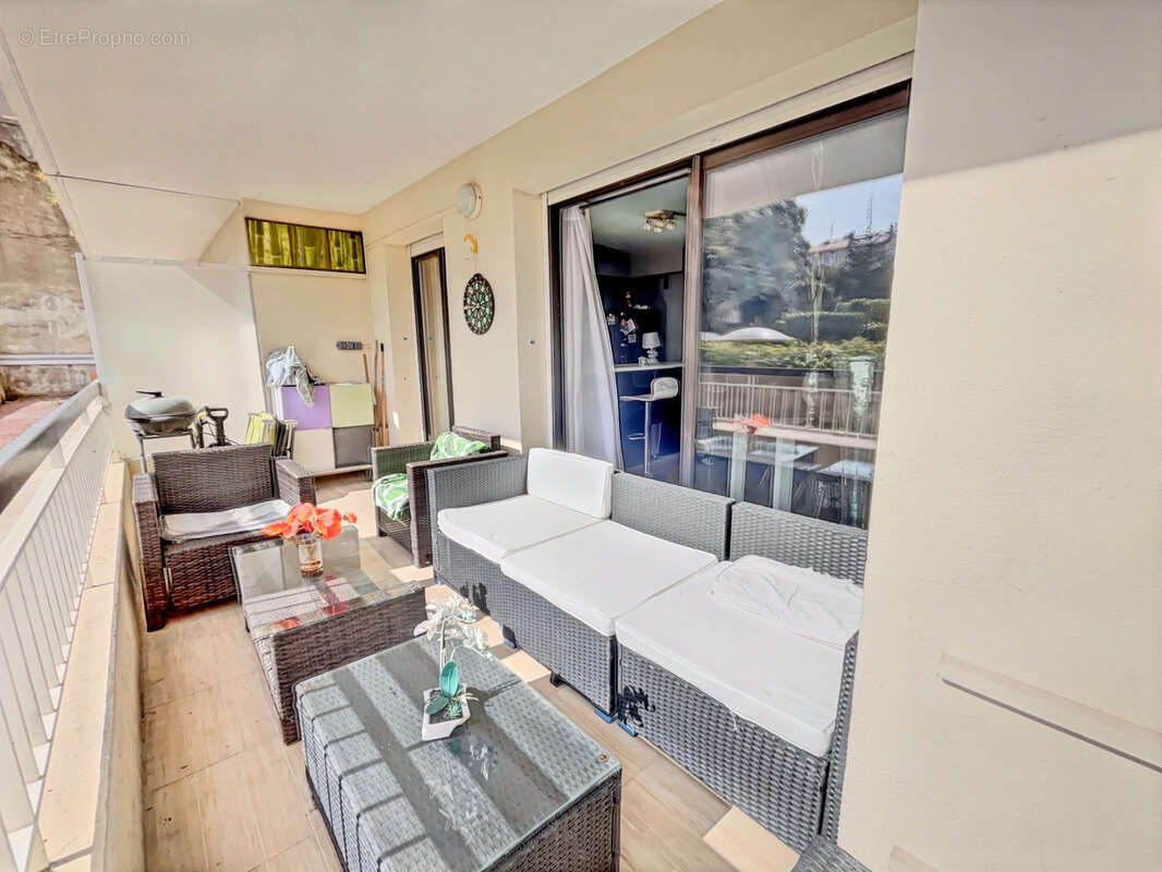 Appartement à MARSEILLE-5E