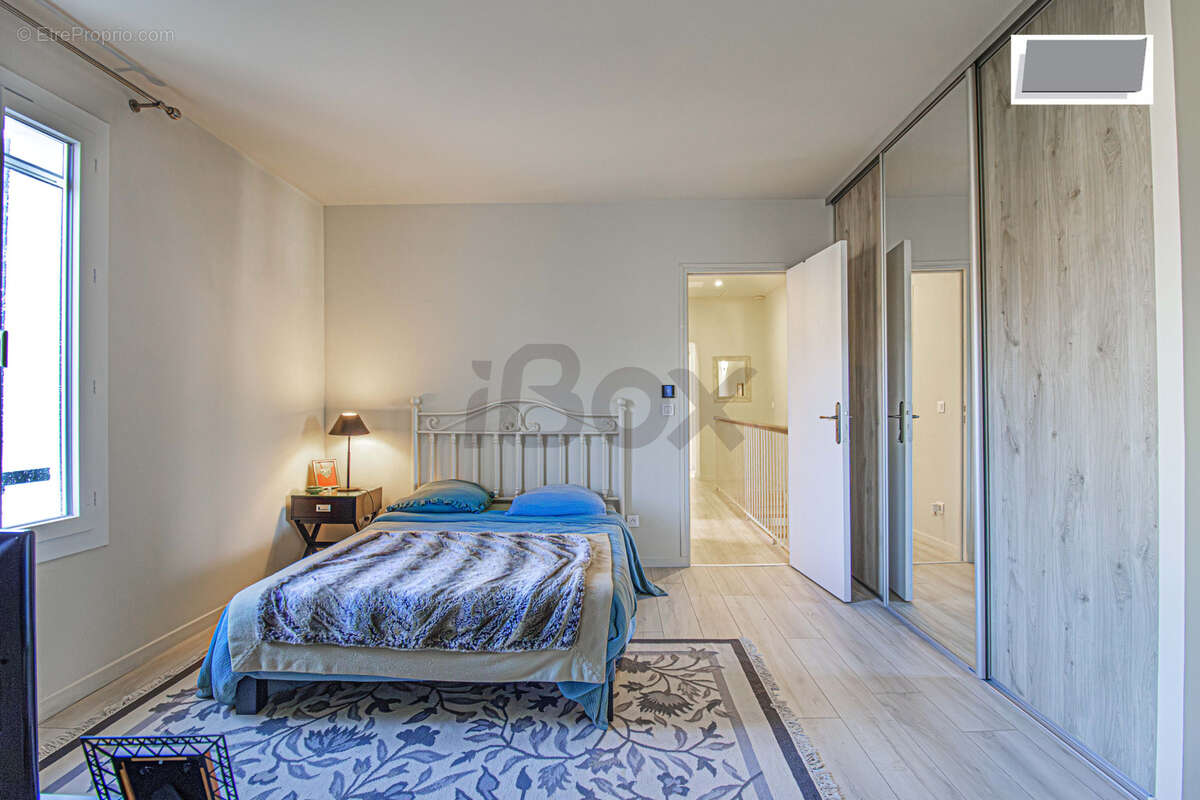 Maison à SAINT-MANDRIER-SUR-MER