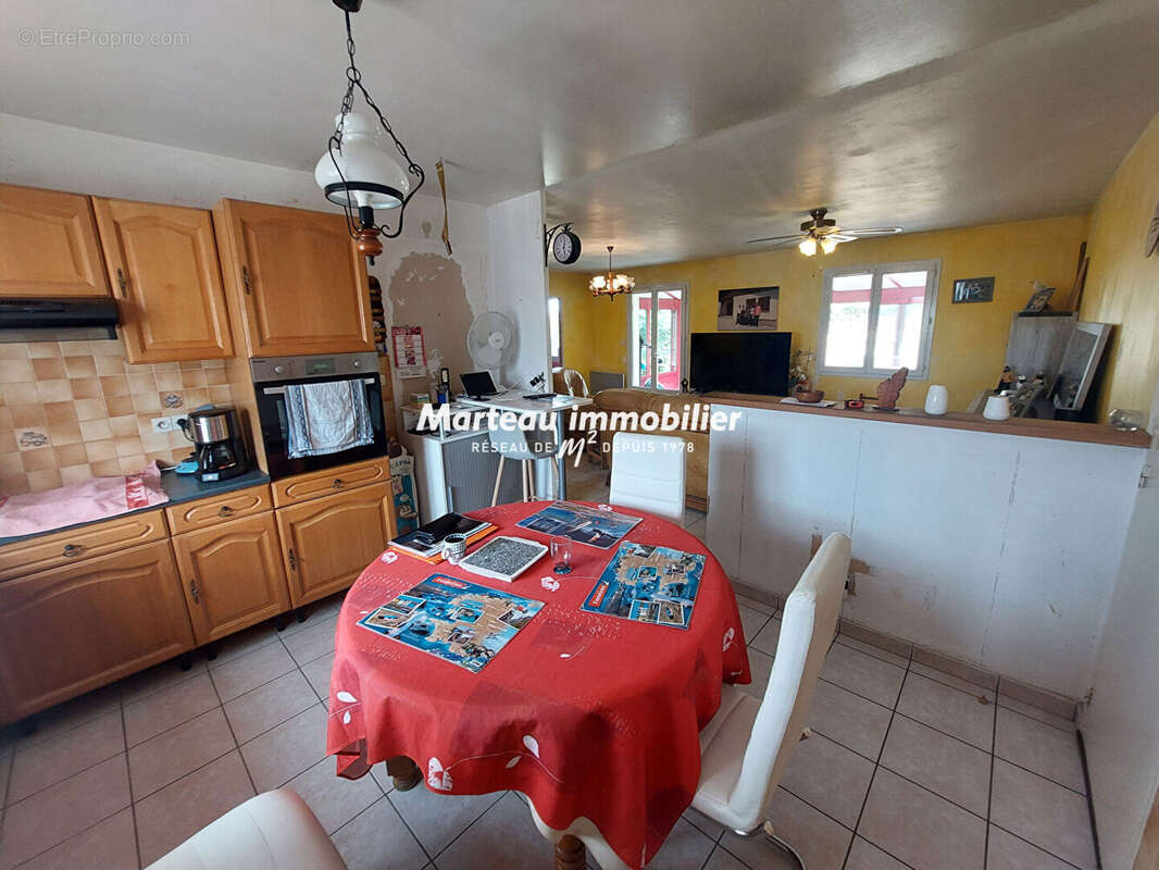 Maison à SARGE-SUR-BRAYE