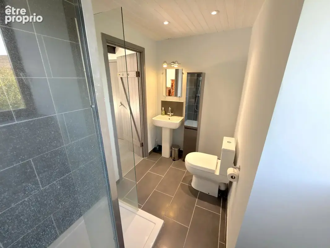 Propriété en pierre avec piscine et grange, près d'Aubeterre-sur-Dronne ! - photo 6