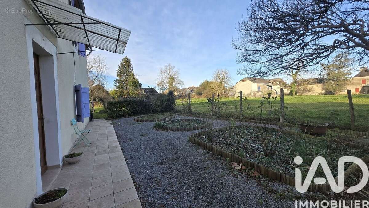 Maison 108 m² à Geronce  - photo 8