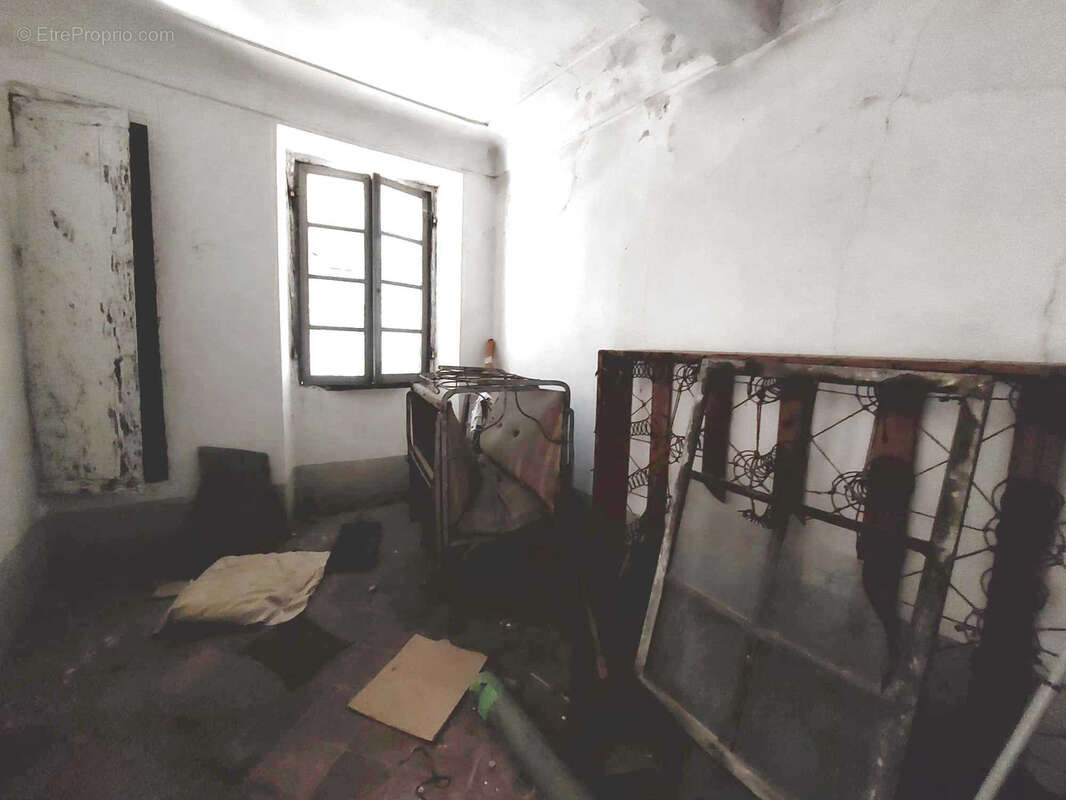 Appartement à BREIL-SUR-ROYA