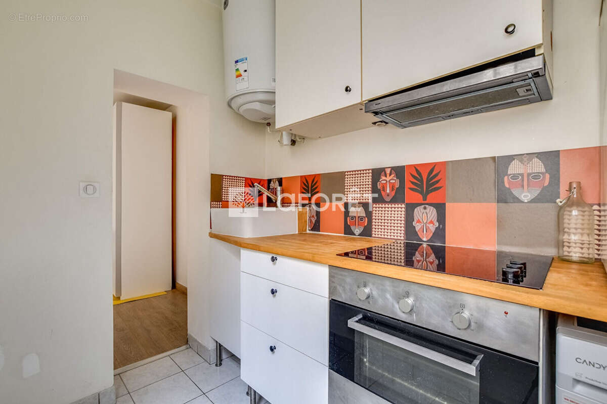 Appartement à PARIS-14E