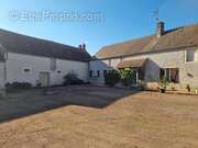 Maison à SAINT-AMAND-MONTROND