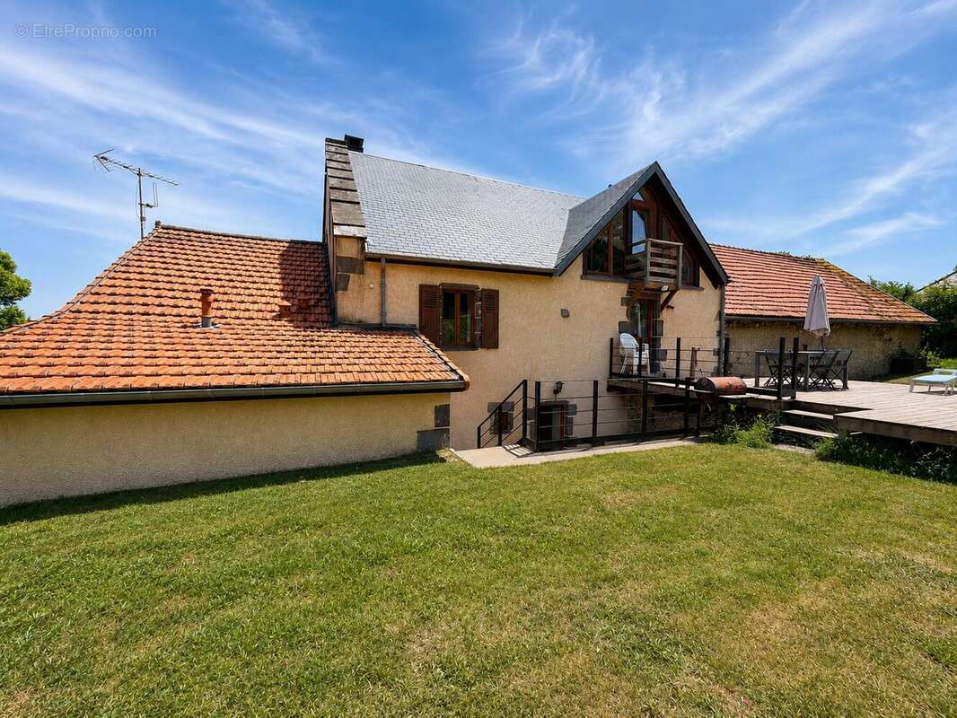 Maison à MANZAT