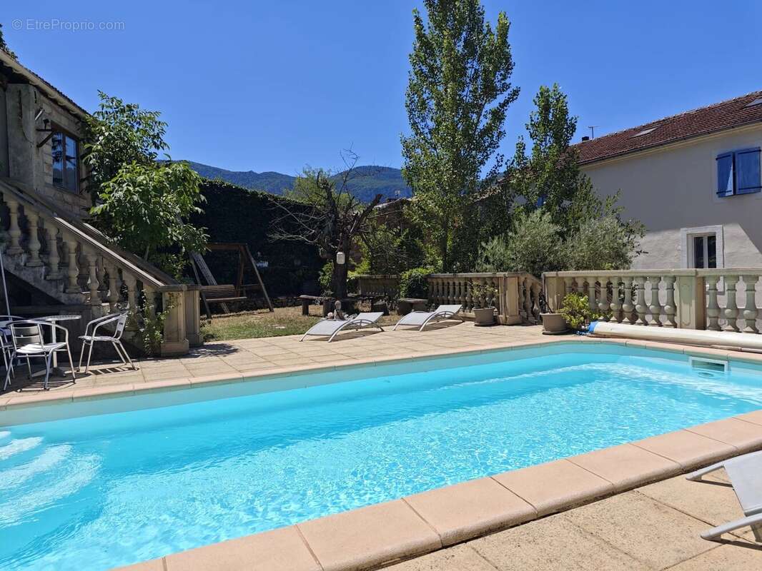 Maison de caractère avec piscine, proche centre ville - photo 21