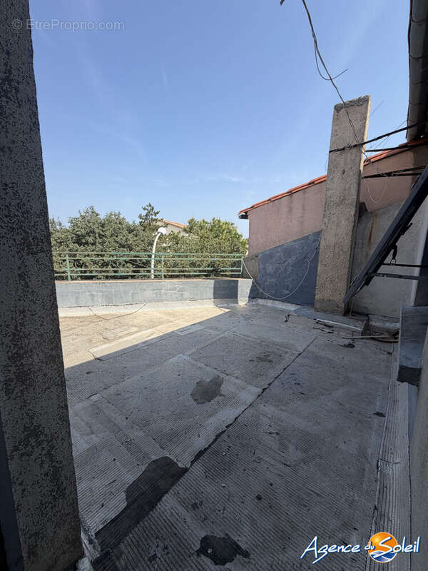 Maison 144 m² à Lezignan-Corbieres  - photo 7